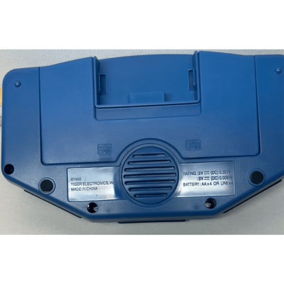 VTG Handheld Jeopardy Electronic Game with Book & Manual Tiger Electronics - Picture 6 of 7